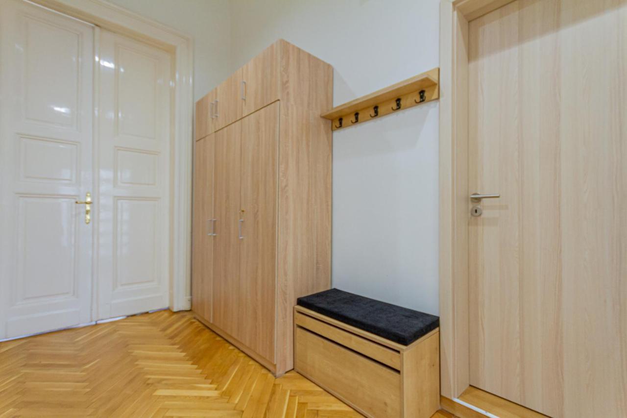 Supercentral Boutique Suite Budapest Exterior foto